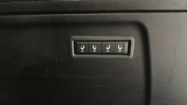 Used 2024 Jeep Wagoneer L Series II w/ Flexible Seating Group AWD/4WD image 29