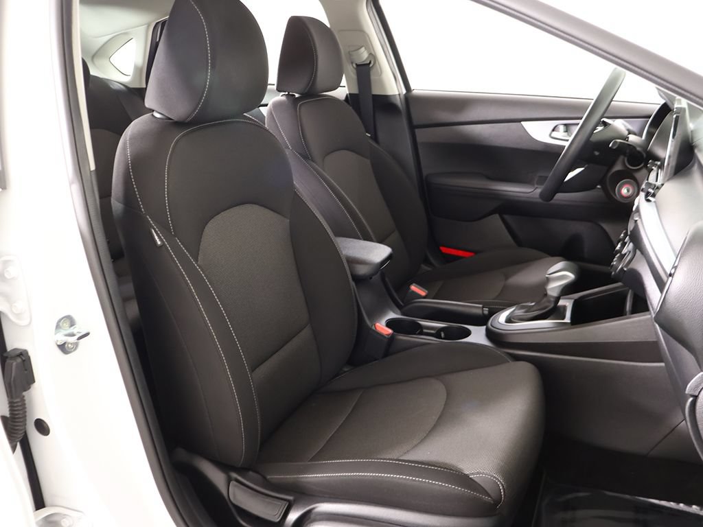 Used 2022 Kia Forte LXS FWD image 27