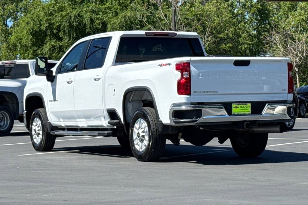 Used 2025 Chevrolet Silverado 2500 LT w/ Convenience Package AWD/4WD image 3