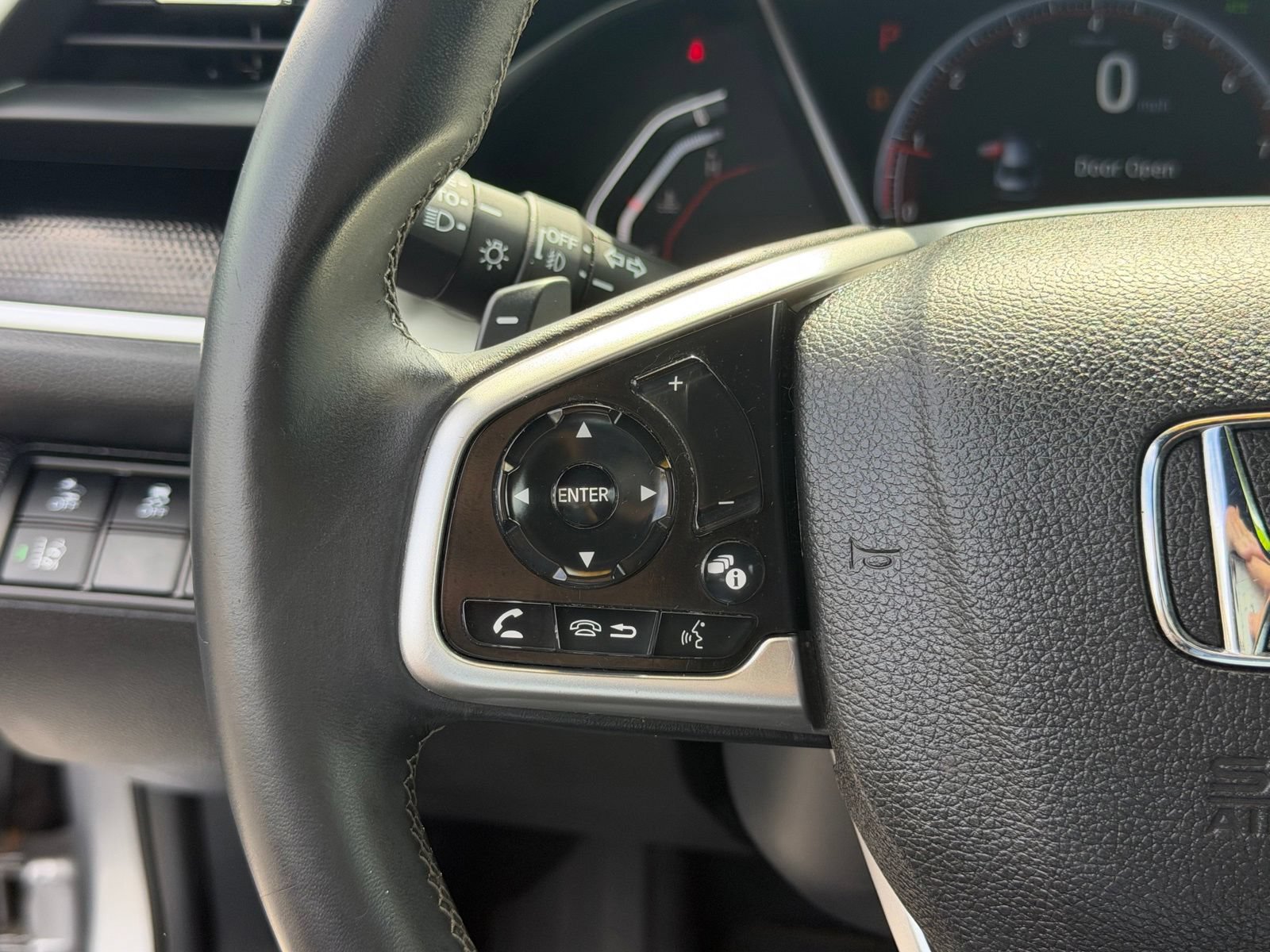 Used 2020 Honda Civic Sport image 13