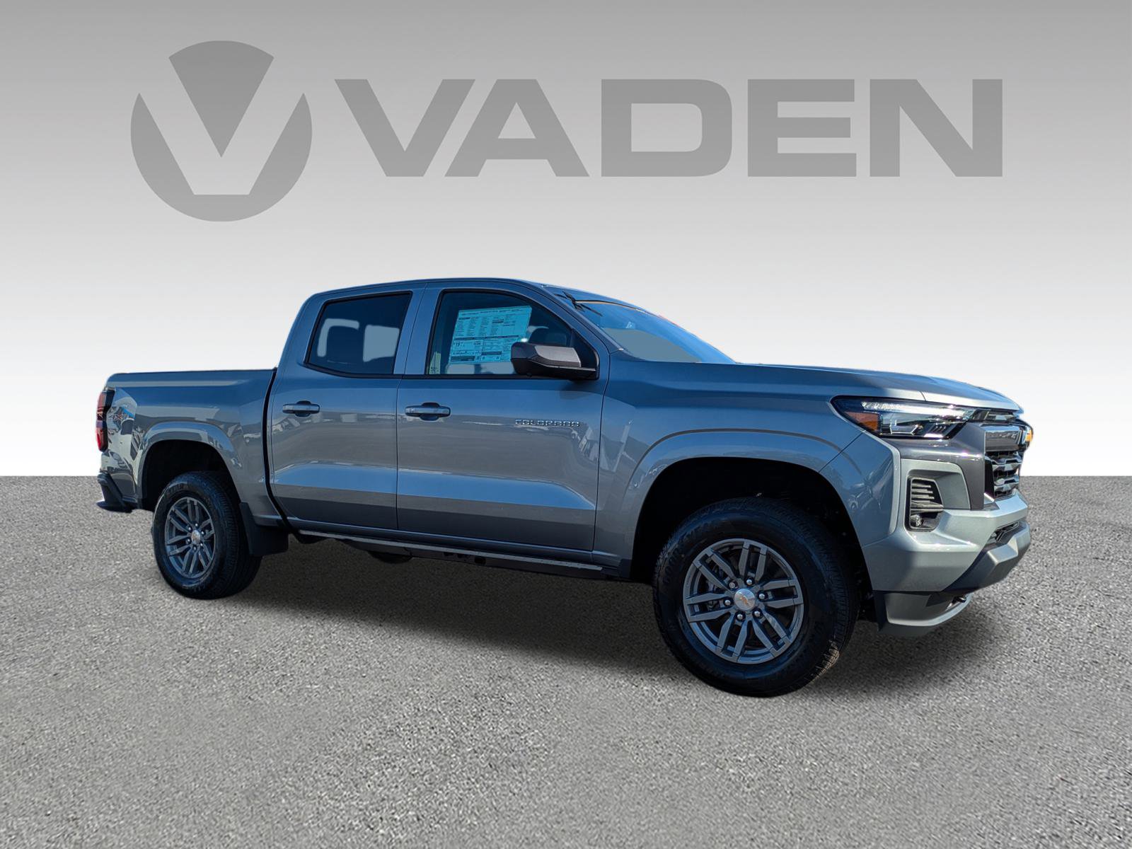 Used 2026 Chevrolet Colorado LT w/ LT Convenience Package image 3