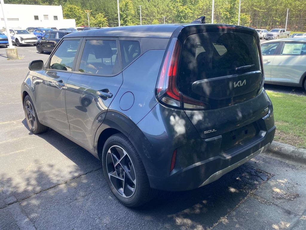 Used 2025 Kia Soul EX FWD image 5