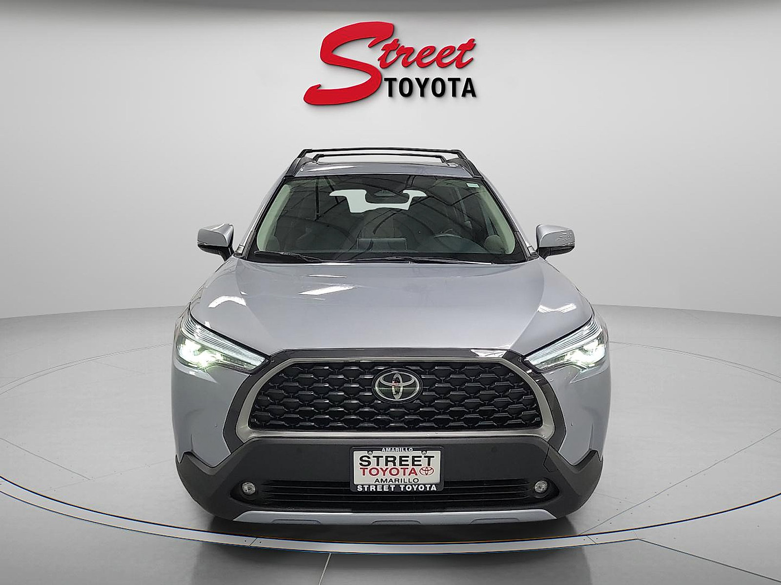 Certified 2023 Toyota Corolla Cross XLE w/ Convenience Package FWD image 6