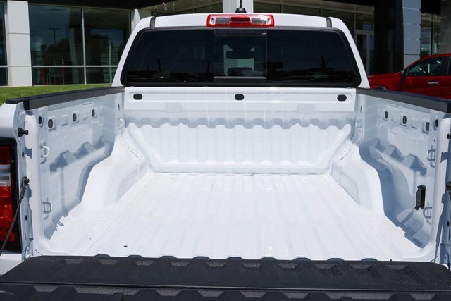 New 2026 GMC Canyon Elevation w/ Convenience Package image 7