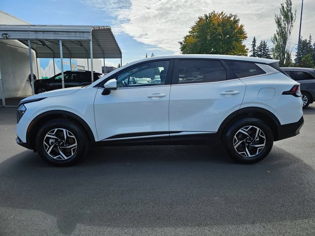Certified 2023 Kia Sportage LX AWD/4WD image 2