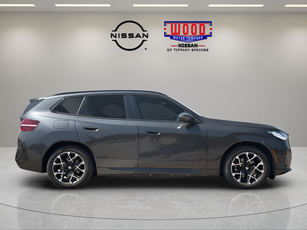 Used 2025 BMW X3 xDrive30i AWD/4WD image 2