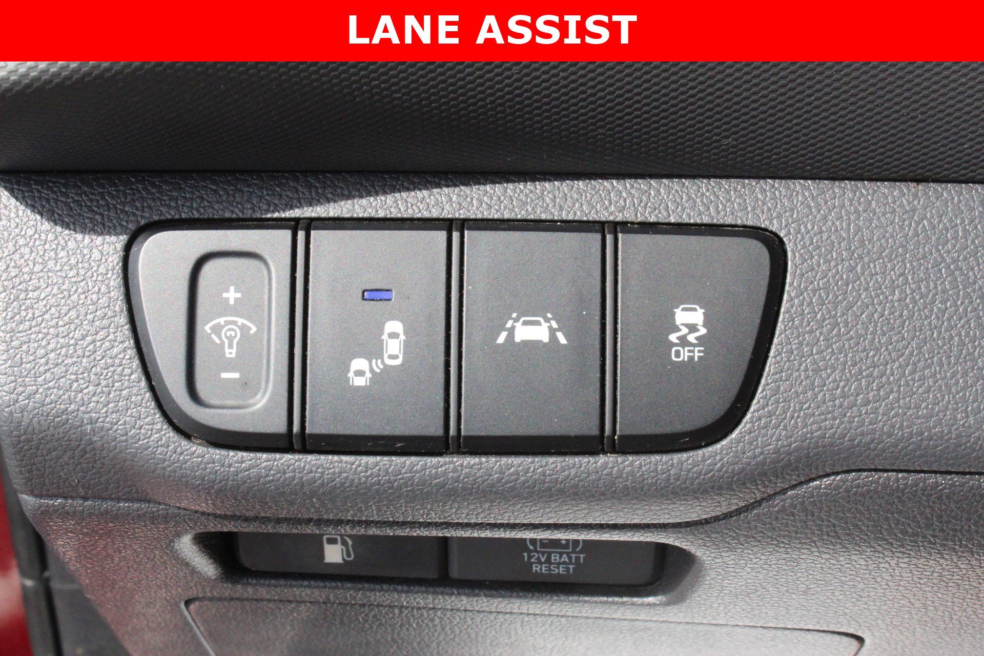 Used 2022 Hyundai Ioniq SE FWD image 23