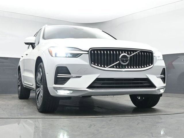 Used 2023 Volvo XC60 B5 Plus w/ Protection Package Premier image 37
