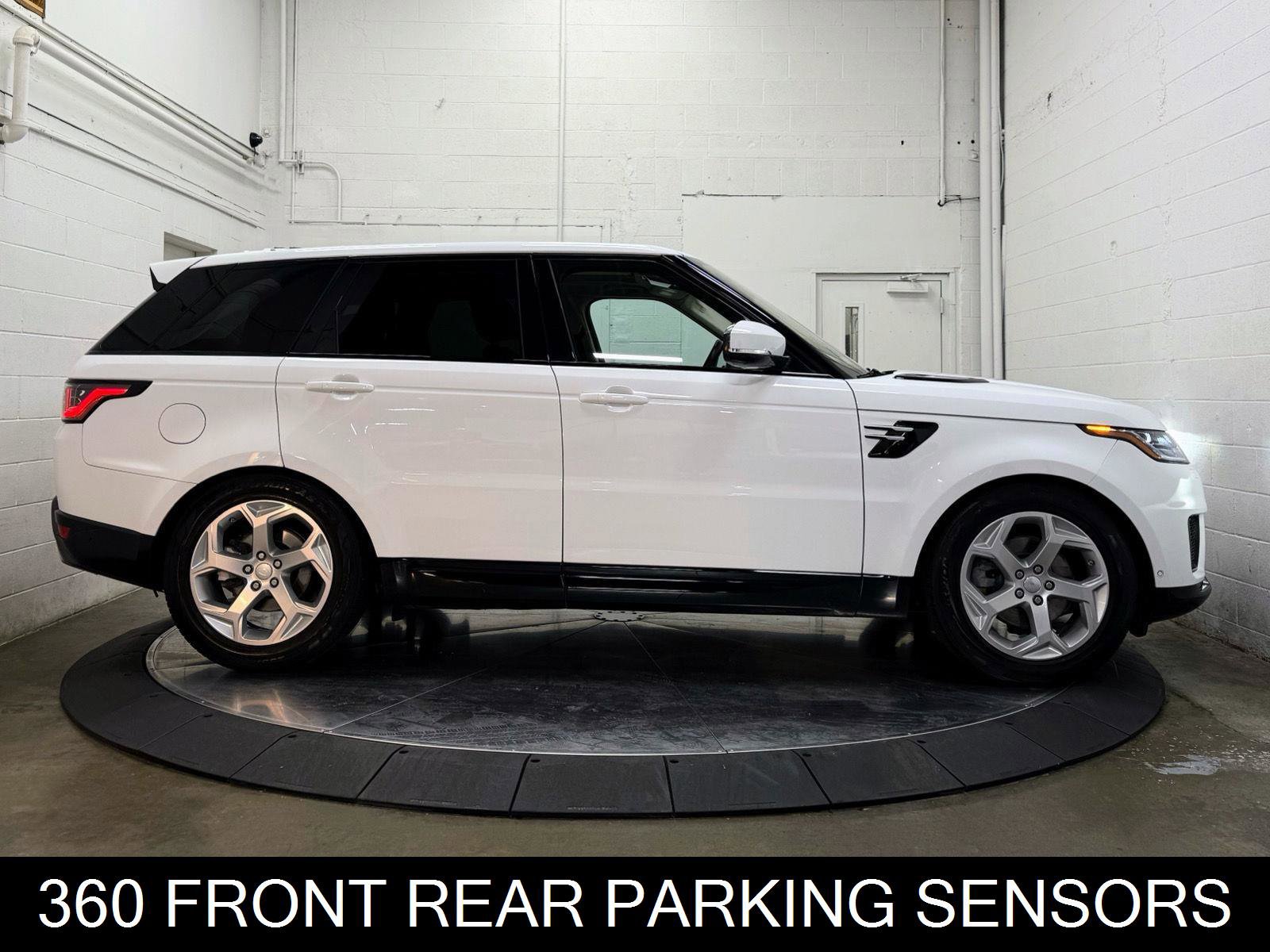 Used 2020 Land Rover Range Rover Sport HSE image 10