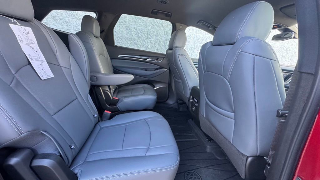 Used 2024 Buick Enclave Essence FWD image 11