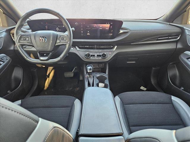 Used 2024 Buick Envista Preferred w/ Convenience I Package image 14