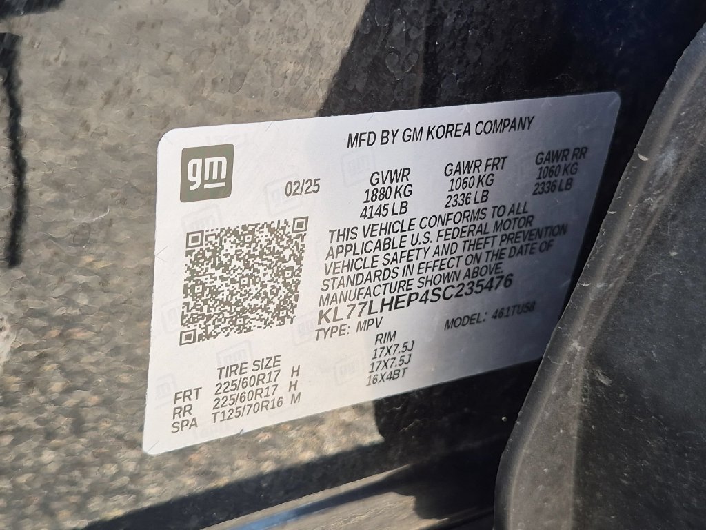 Used 2025 Chevrolet Trax LT w/ LT Convenience Package FWD image 35