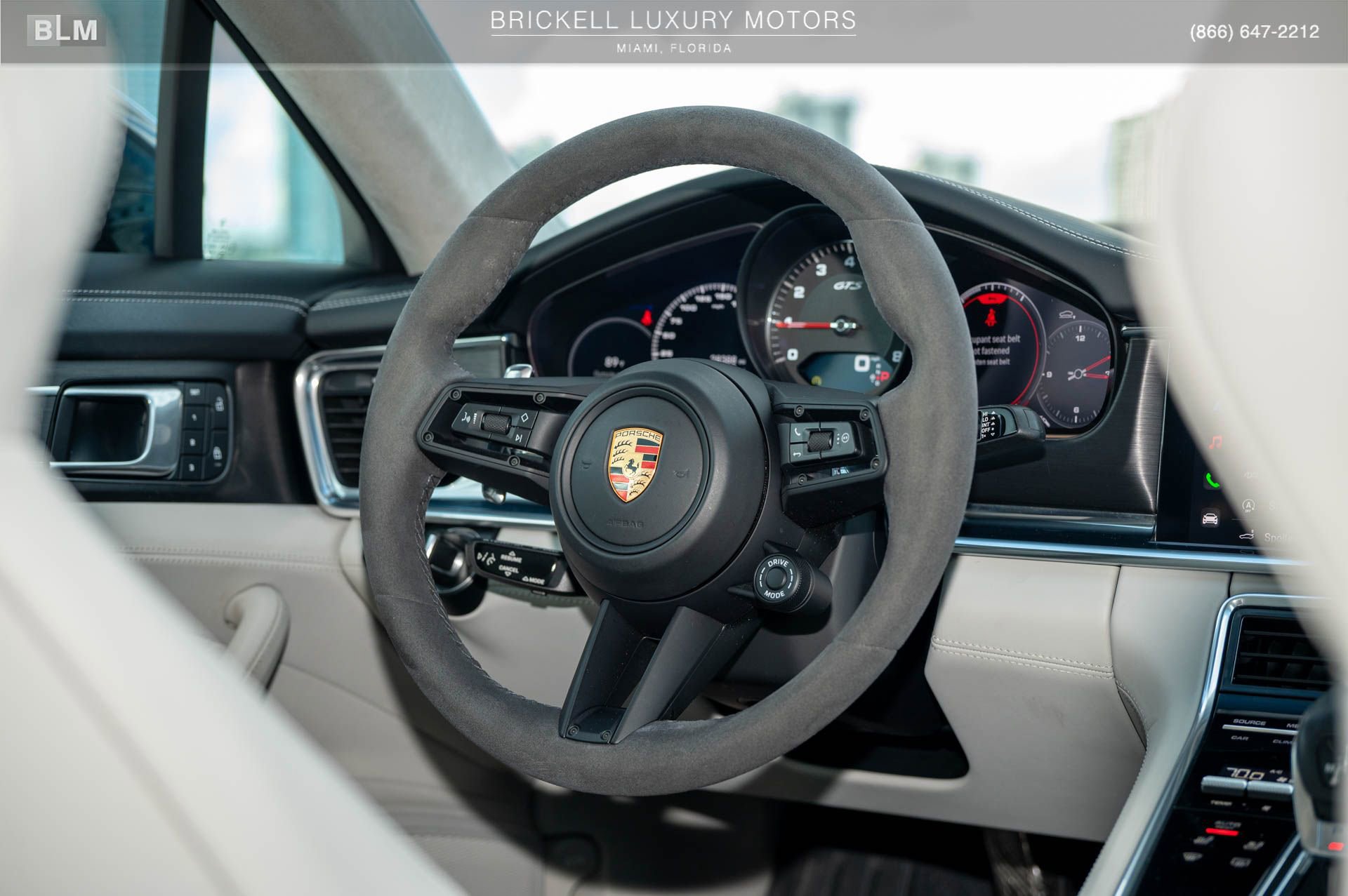 Used 2022 Porsche Panamera GTS image 21