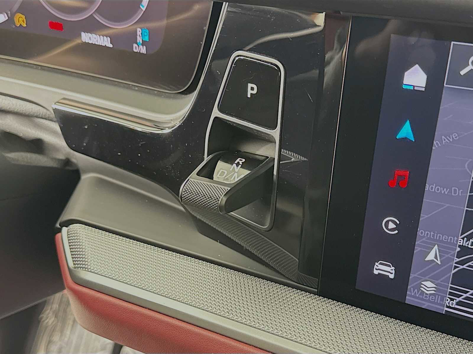 Certified 2025 Porsche Cayenne image 20