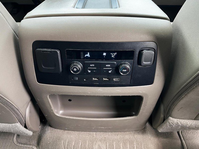 Used 2019 GMC Yukon SLT w/ Premium Edition image 11