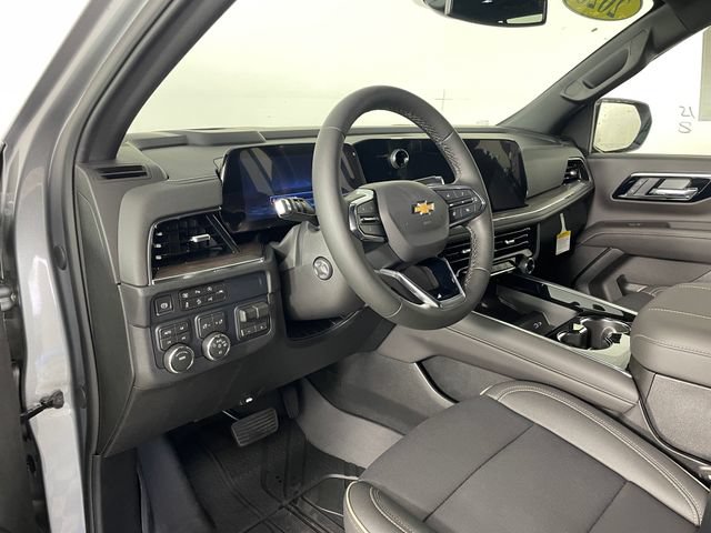 New 2026 Chevrolet Suburban Premier AWD/4WD image 2