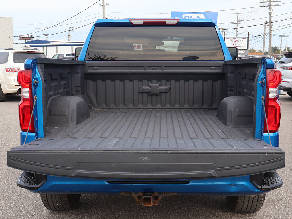 Used 2024 Chevrolet Silverado 1500 RST w/ Protection Package AWD/4WD image 14