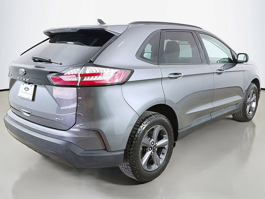 Used 2024 Ford Edge SEL w/ Sport Appearance Package AWD/4WD image 9