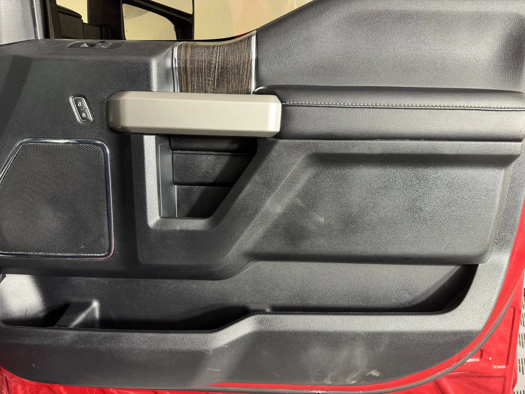 Used 2020 Ford F250 Lariat w/ Lariat Ultimate Package image 43