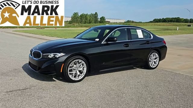 Used 2025 BMW 330i Sedan w/ Convenience Package RWD image 4