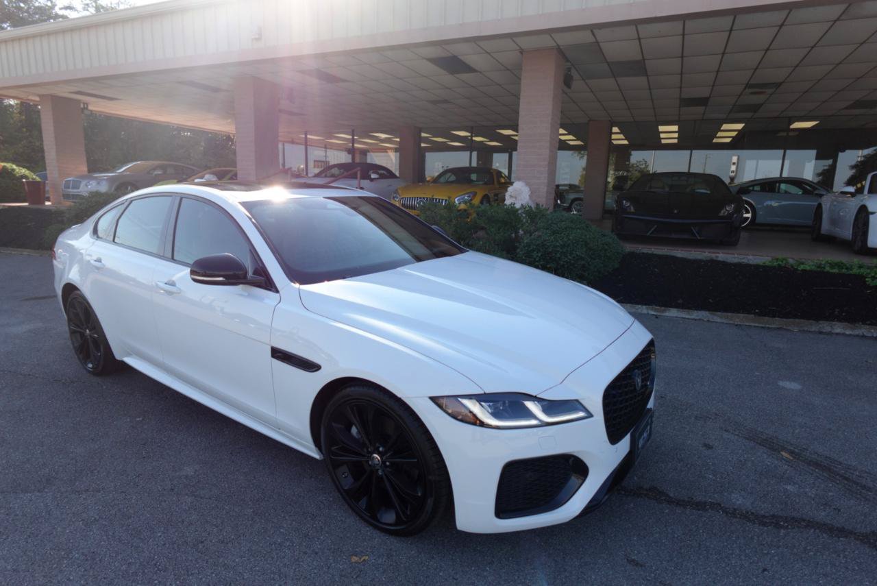 Used 2024 Jaguar XF R-Dynamic SE AWD/4WD image 27