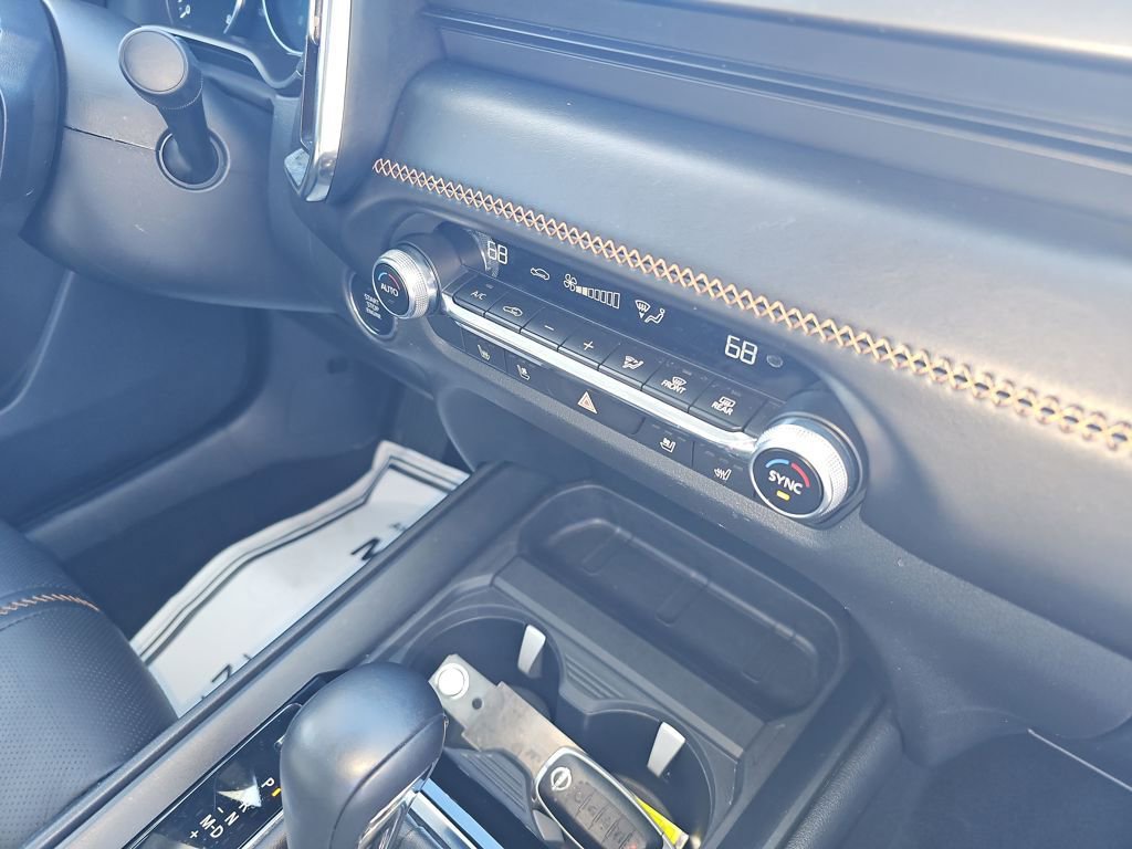 Used 2025 MAZDA CX-50 AWD 2.5 S w/ Premium Plus Pkg image 18