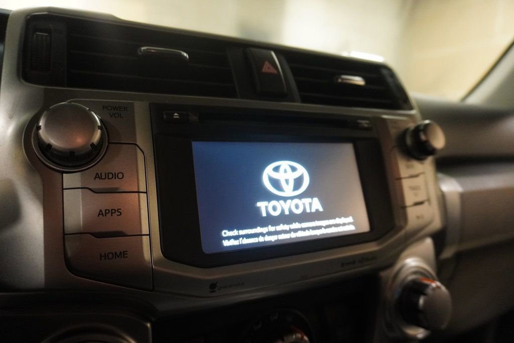 Used 2016 Toyota 4Runner SR5 image 11