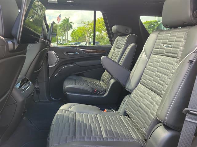 Certified 2023 Cadillac Escalade Sport Platinum w/ LPO, ONYX Package AWD/4WD image 31