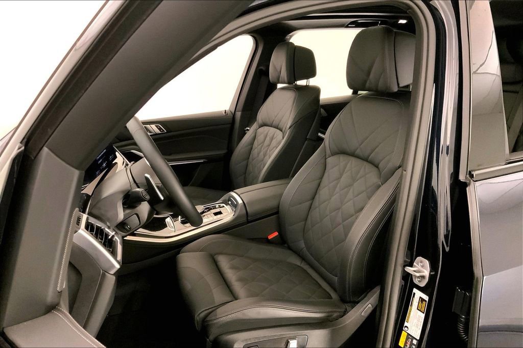 Certified 2026 BMW X5 xDrive50e w/ M Sport Package image 13