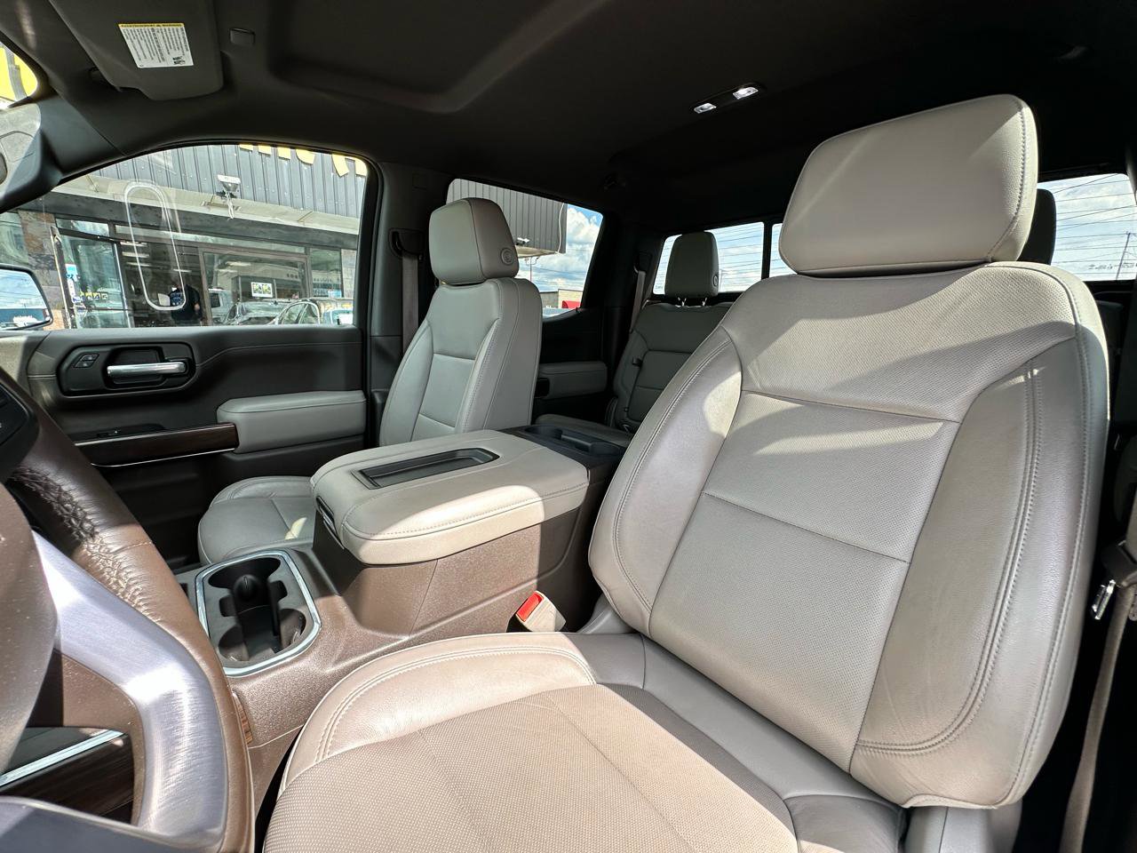 Used 2019 GMC Sierra 1500 SLT w/ SLT Premium Plus Package AWD/4WD image 22