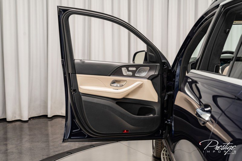 Used 2021 Mercedes-Benz GLS 63 AMG 4MATIC image 25