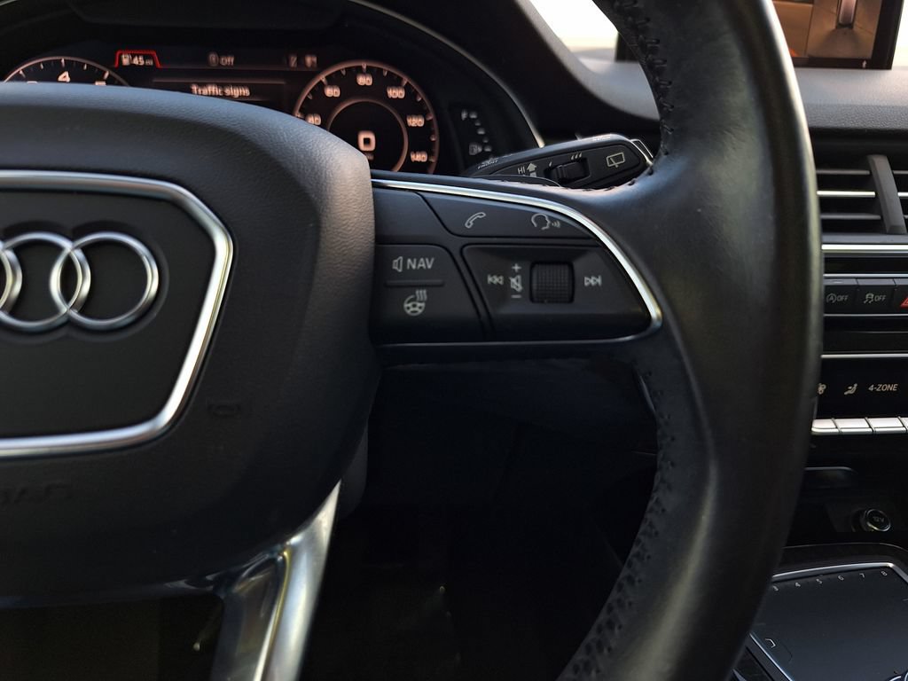 Used 2017 Audi Q7 3.0T Prestige AWD/4WD image 17
