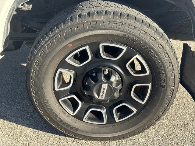 Used 2024 Ford F250 Platinum w/ FX4 Off-Road Package AWD/4WD image 34