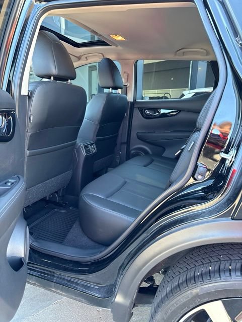 Used 2022 Nissan Rogue Sport SL w/ Premium Package AWD/4WD image 6