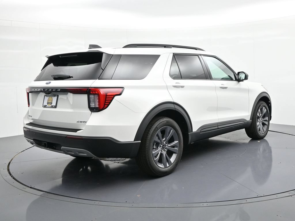 New 2026 Ford Explorer Active w/ Active Comfort Package AWD/4WD image 6