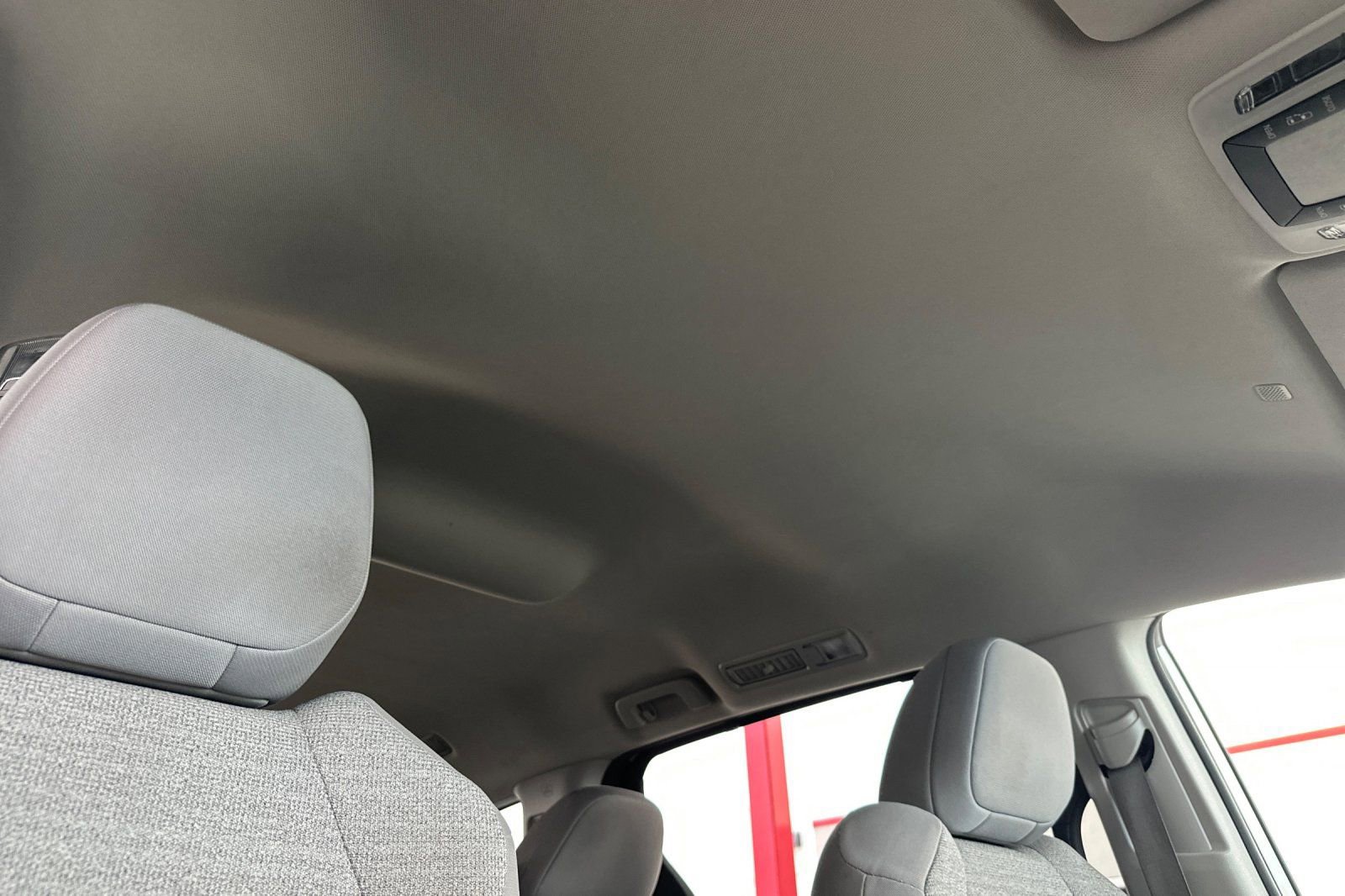 Certified 2023 Toyota Sienna LE FWD image 19