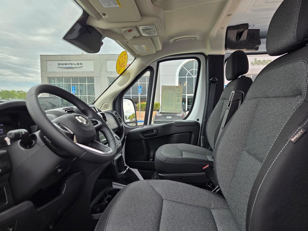Used 2023 RAM ProMaster 2500 w/ Driver Convenience Group FWD image 32