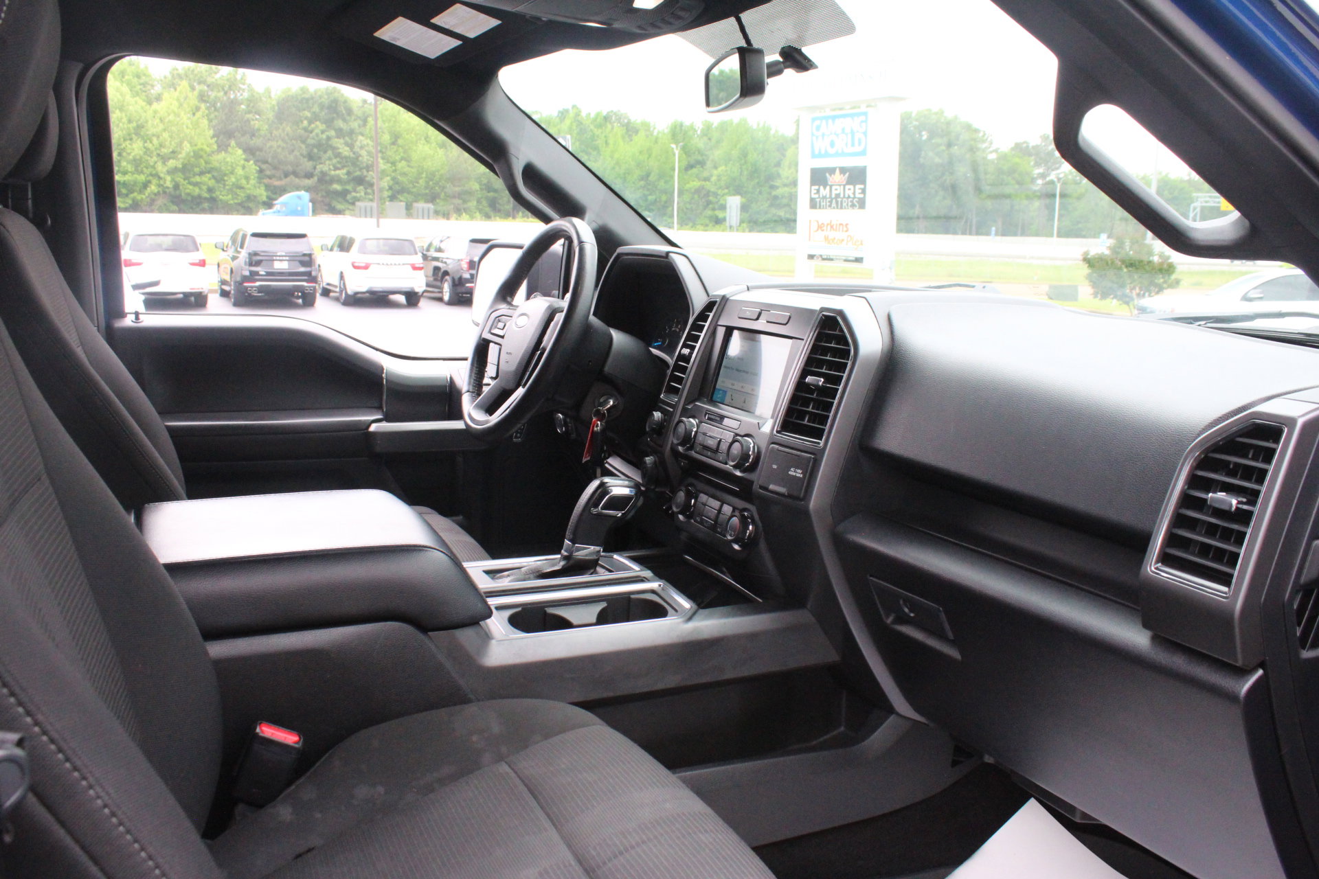 Used 2017 Ford F150 XLT w/ Equipment Group 302A Luxury AWD/4WD image 34