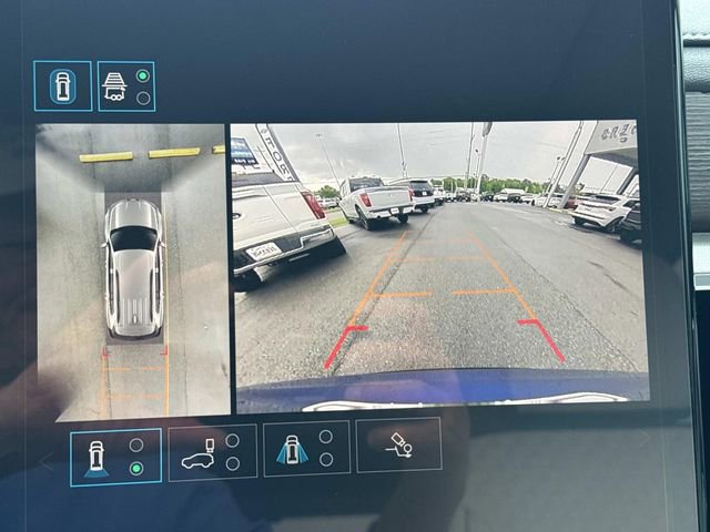 Used 2024 GMC Acadia Denali w/ Super Cruise Package image 26