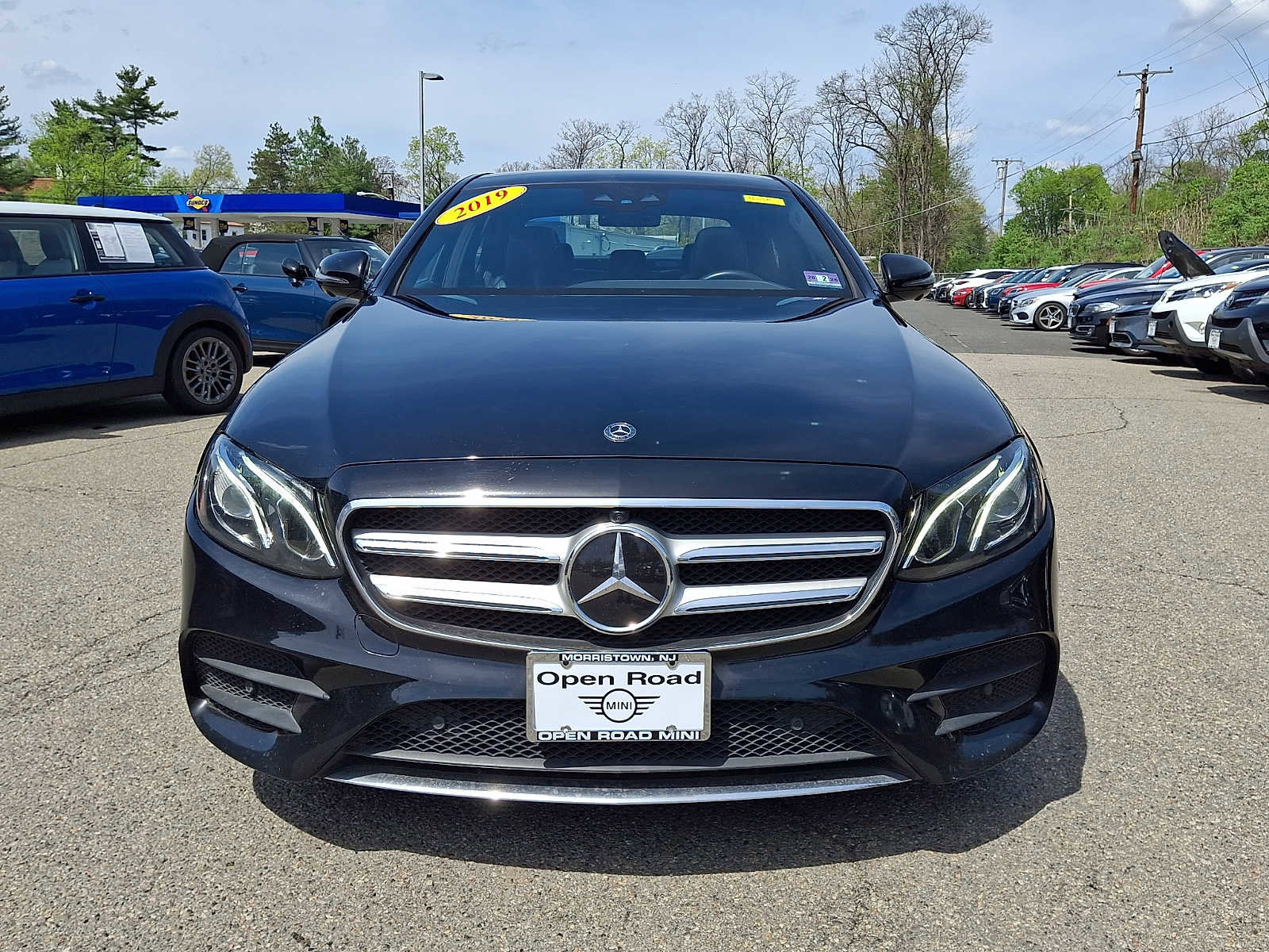 Used 2019 Mercedes-Benz E 300 4MATIC image 2
