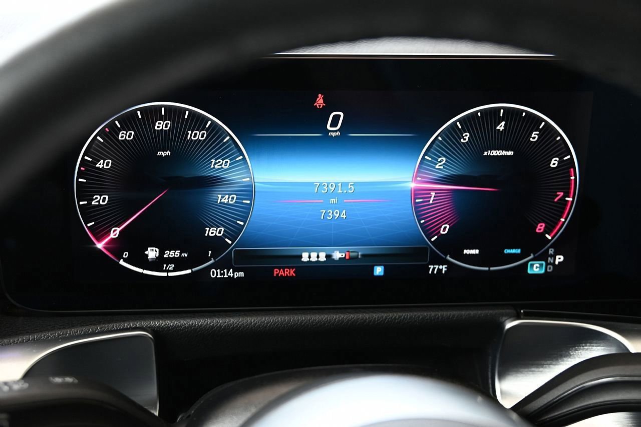 Certified 2025 Mercedes-Benz GLB 250 4MATIC image 21