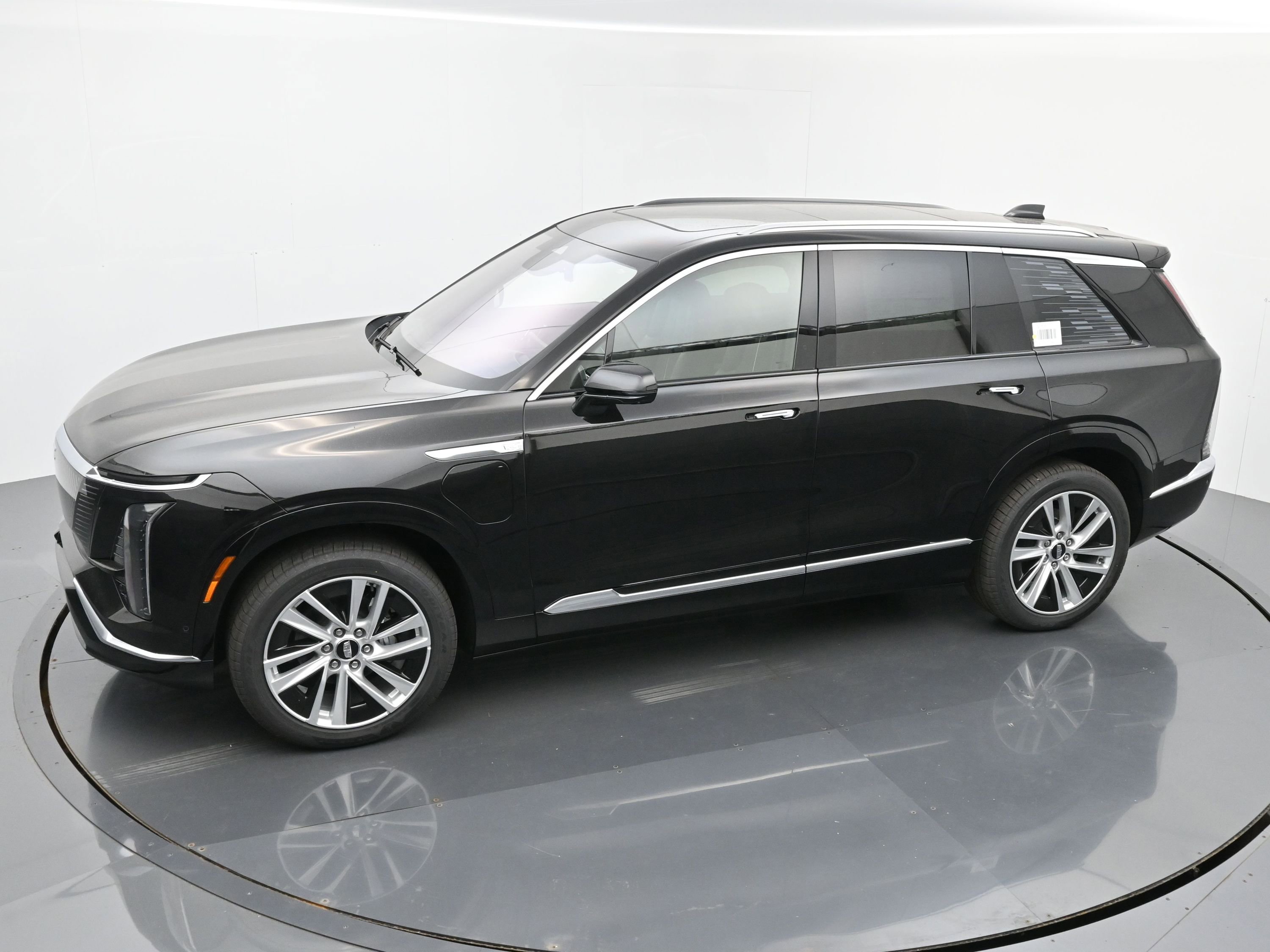 New 2026 Cadillac Vistiq Luxury w/ LPO, Floor Liner Package image 24