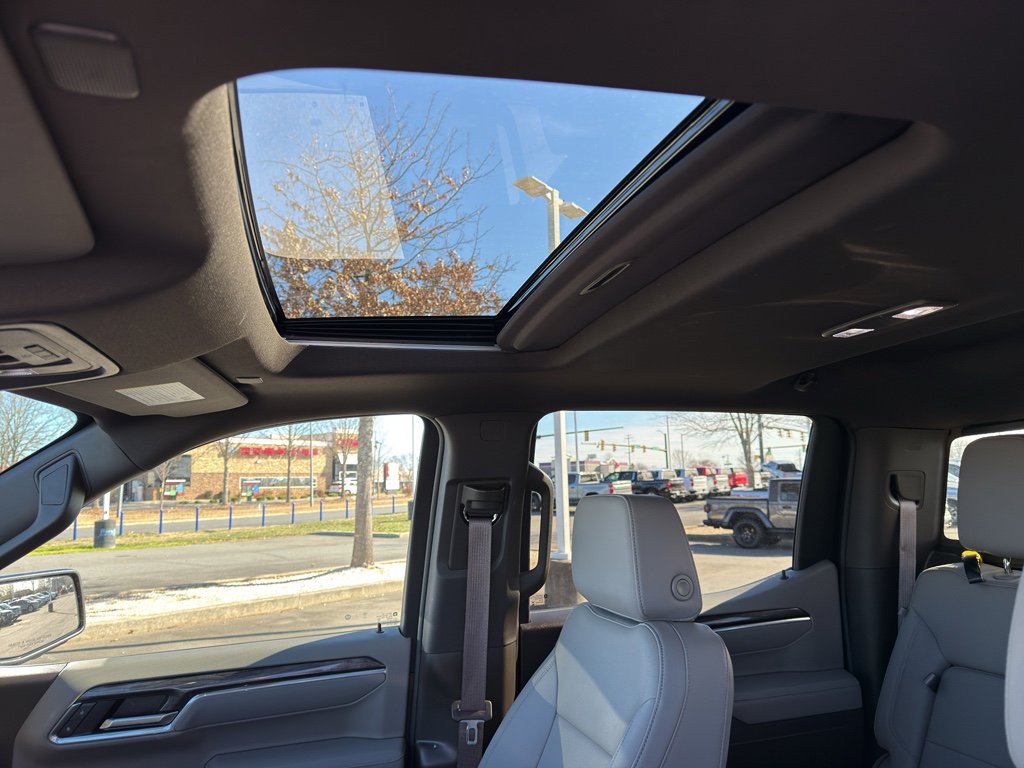 Used 2025 Chevrolet Silverado 1500 LTZ w/ LTZ Convenience Package II image 17