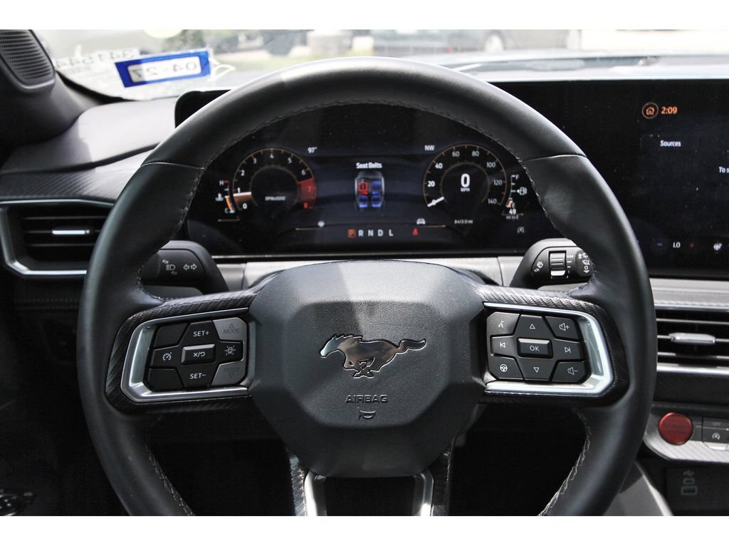 Used 2025 Ford Mustang Premium RWD image 9