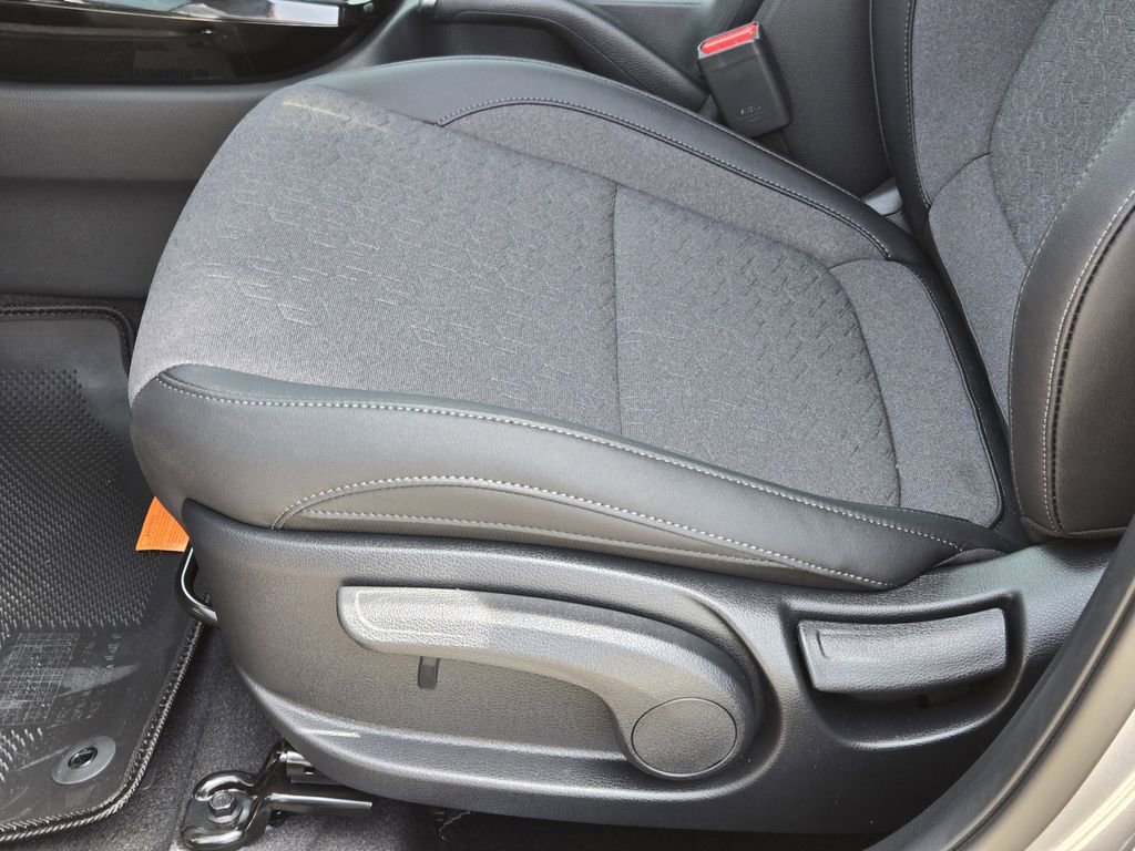New 2026 Kia Seltos S FWD image 19