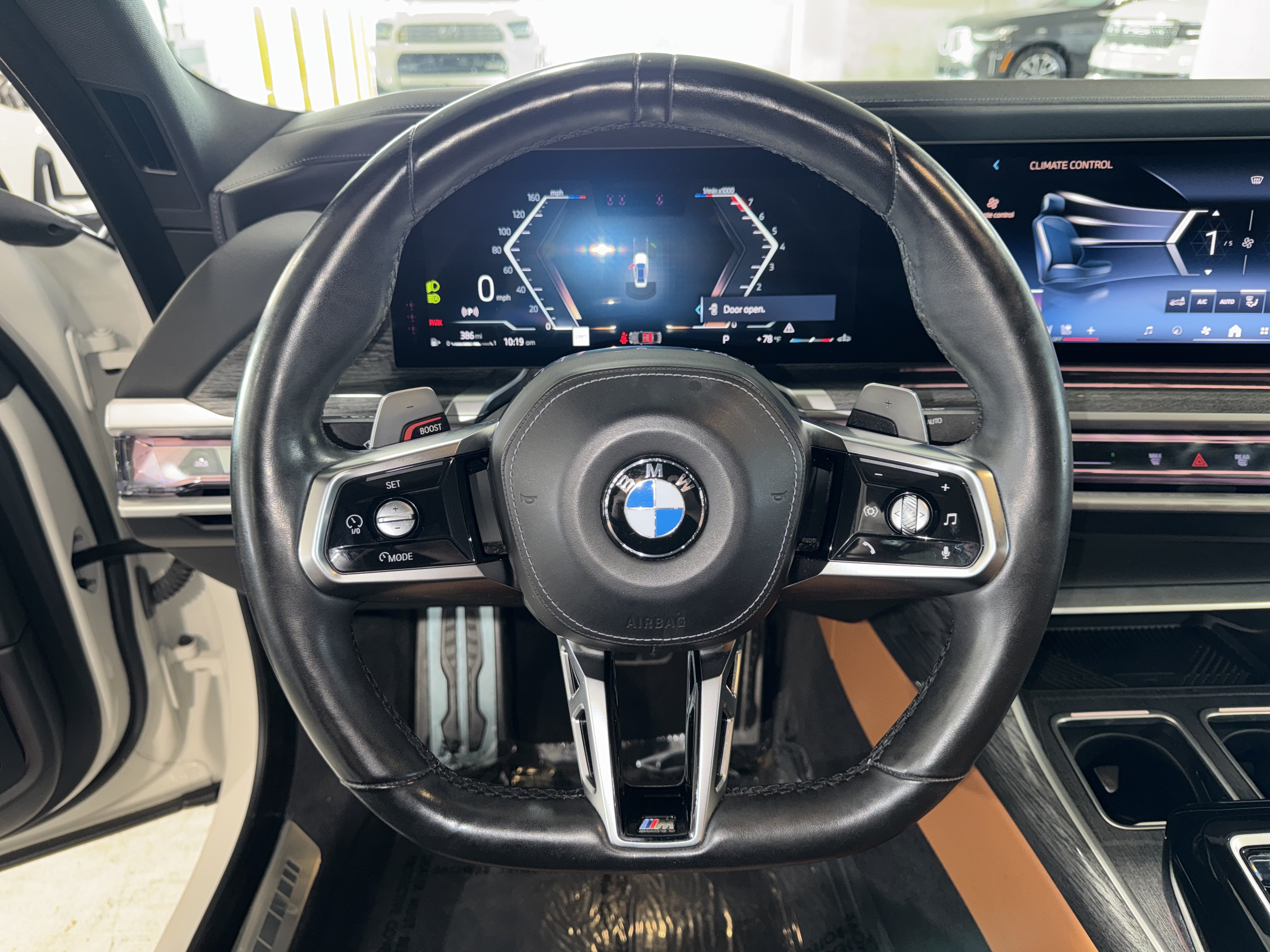 Used 2023 BMW 740i RWD image 22