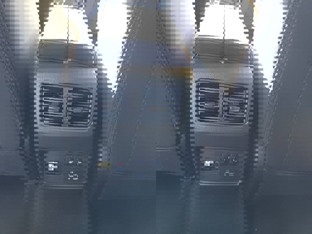 New 2026 Nissan Rogue Platinum image 14