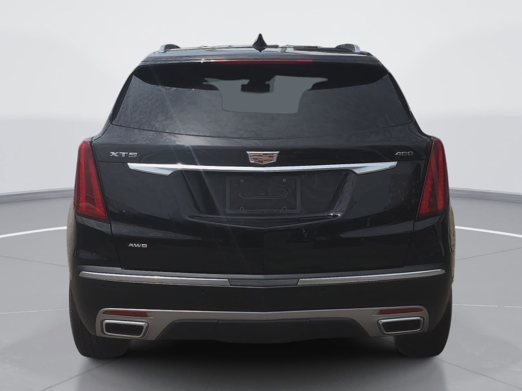 Used 2026 Cadillac XT5 Premium Luxury w/ Driver Assist Package AWD/4WD image 4