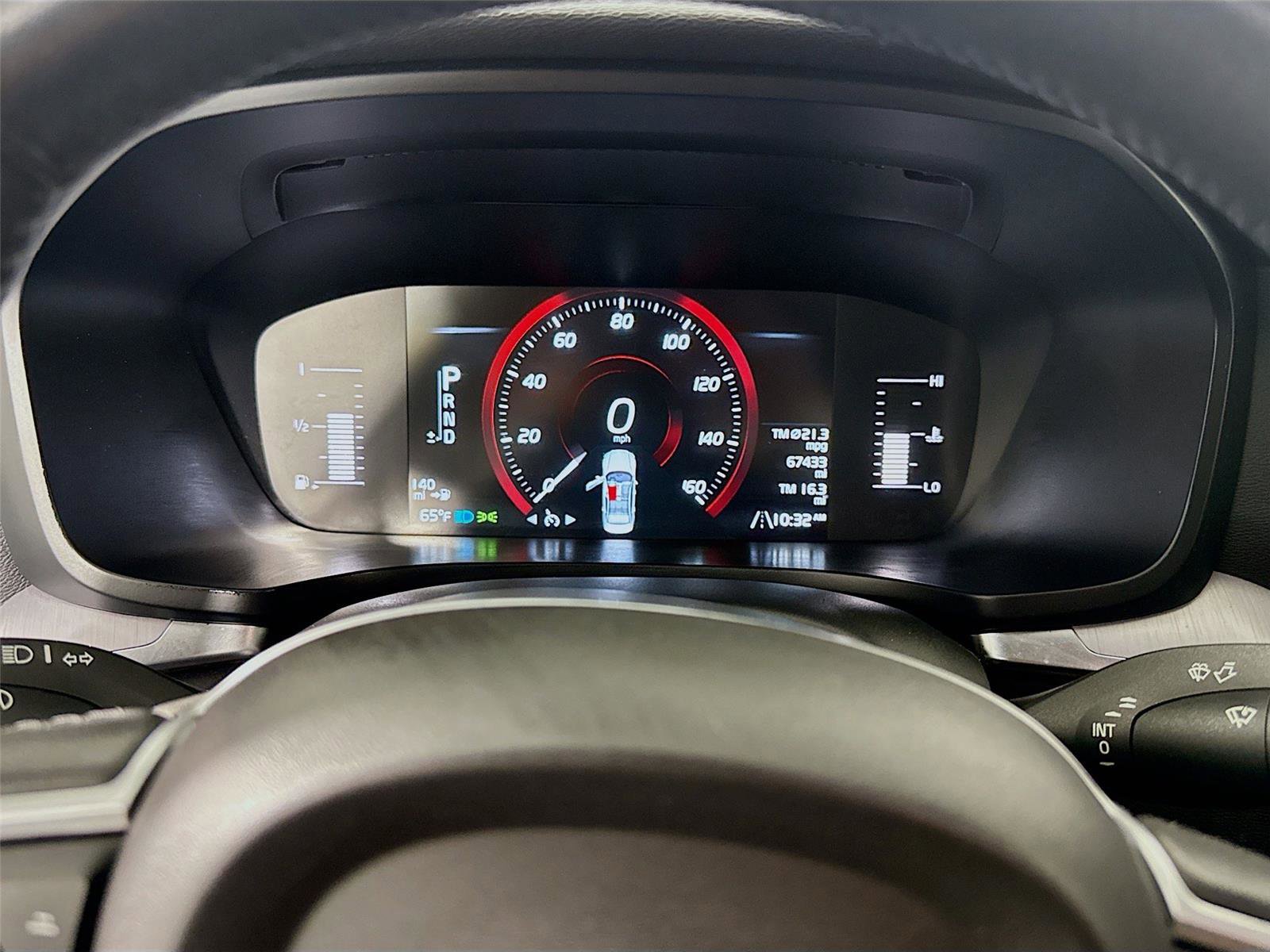 Used 2019 Volvo S60 T5 Momentum w/ Premium Package image 4