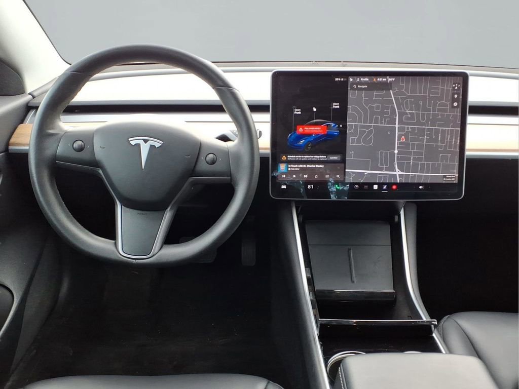 Used 2020 Tesla Model 3 Standard Range Plus image 4